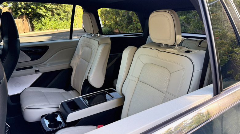 2026 Lincoln Aviator Black Label second row seats