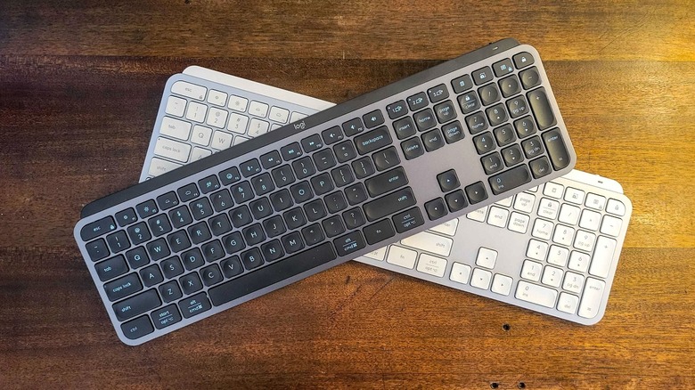 MX Keys S keyboards in graphite and pale grey