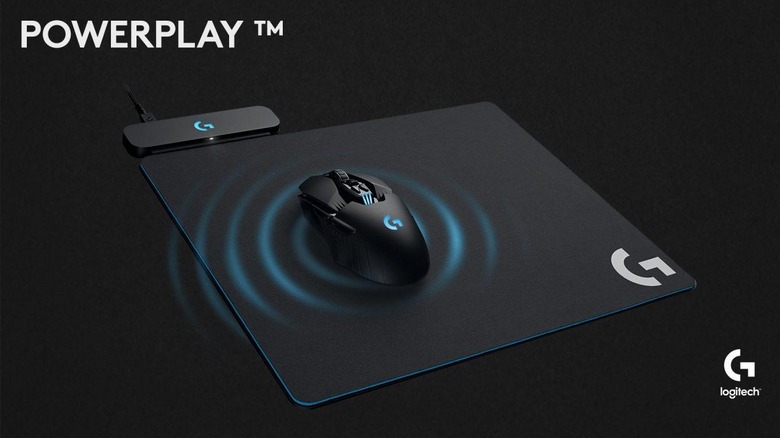 Logitech's Whole Powerplay Mouse Wirelessly Charges Its Gaming Mice