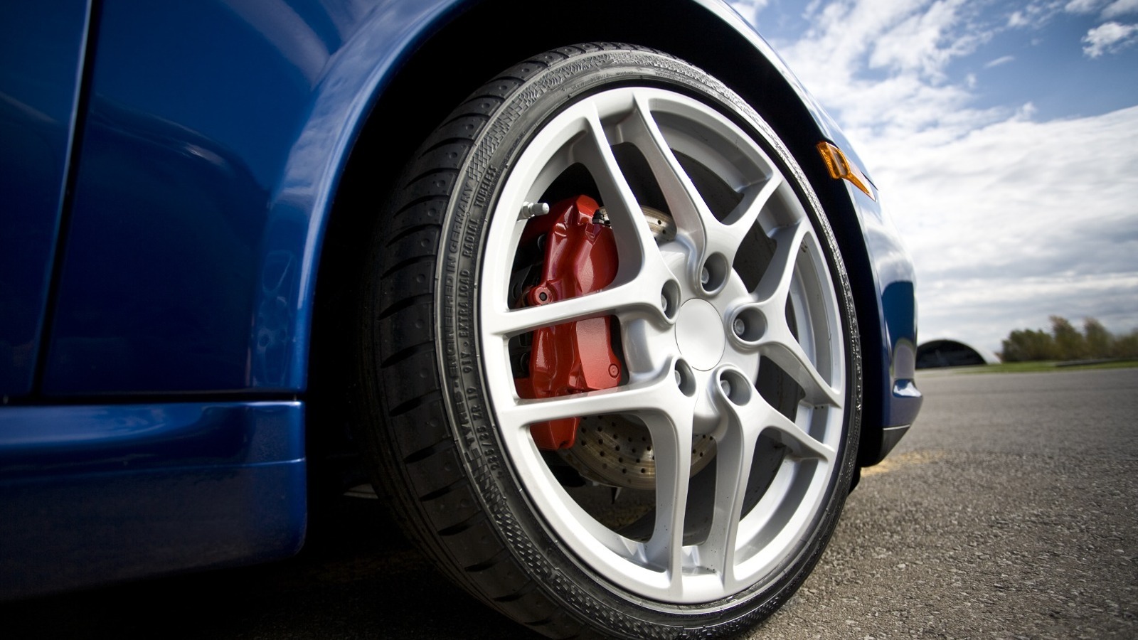 Low Profile Vs. Standard Tires What's The Difference?