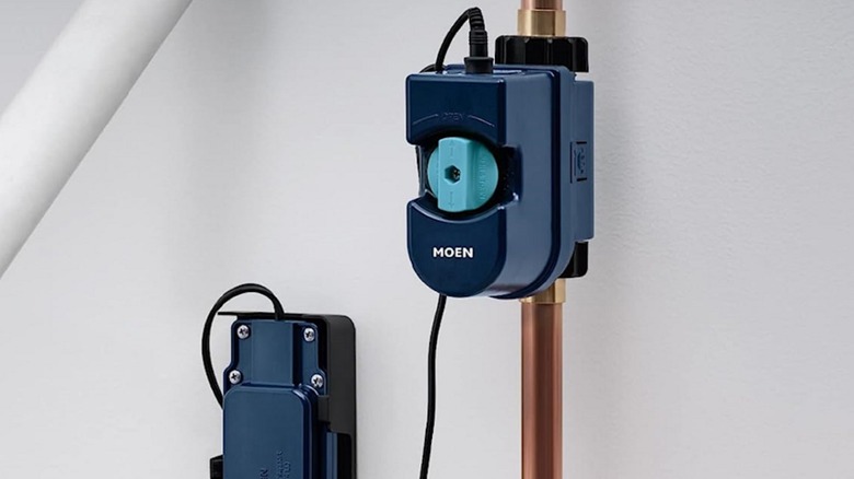 Moen Flo Smart Water Monitor on copper pipe