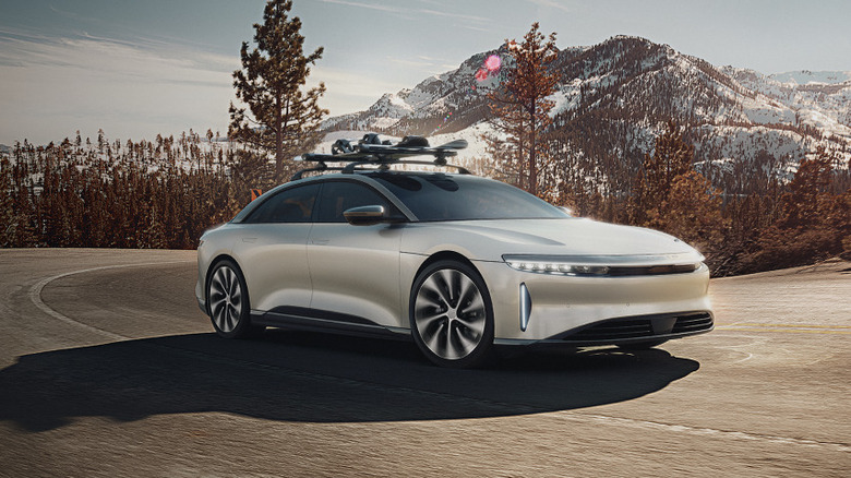 lucid air crossbars
