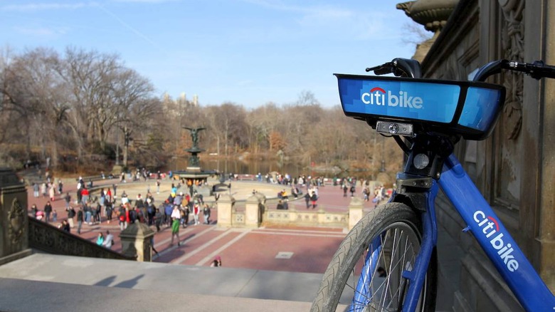 Lyft Pulls Electric Bikes After Braking Problems SlashGear