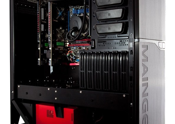 maingear_shift_personal_supercomputer_1