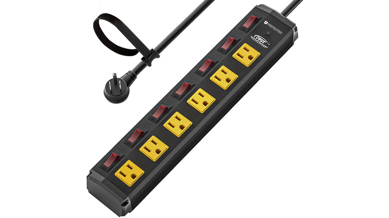 CRST 6 Outlet Metal Heavy Duty Power Strip with Individual Switches