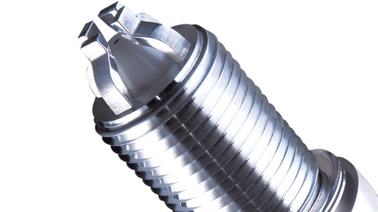 Bosch Platinum +4 spark plug