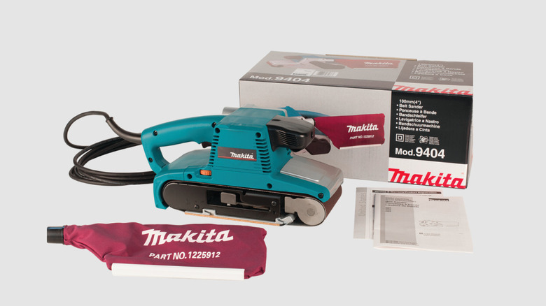 Makita's 9404 belt sander plus accessories