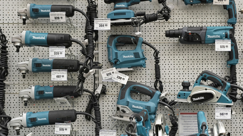 makita tool display