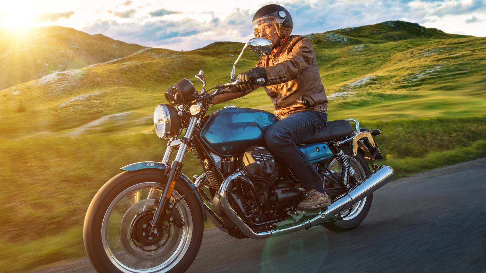 Manual Vs. Automatic Which Motorcycle Transmission Is Right For You?