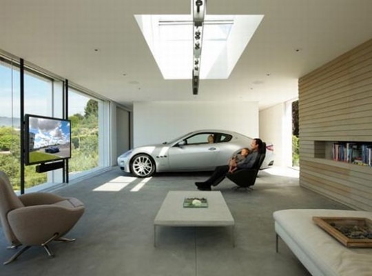 holger_schubert_maserati_living_room_garage_1