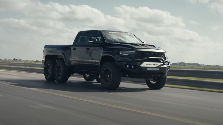 Hennessey Mammoth 1000 TRX 6x6