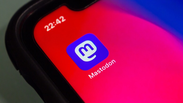 Mastodon app icon iphone