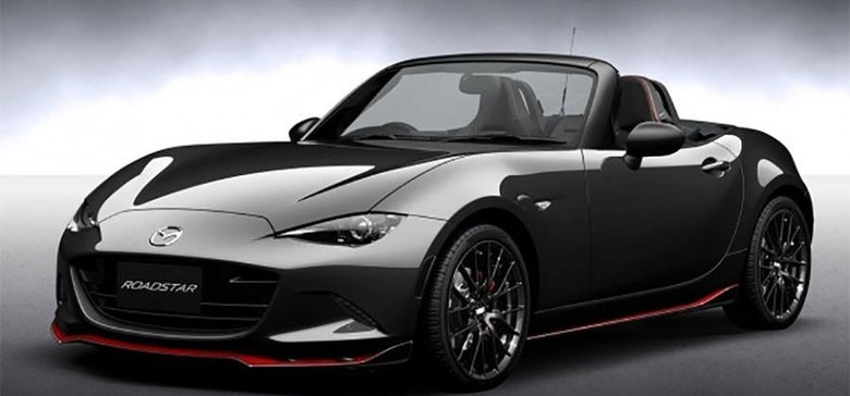 mazda-autosalon_1