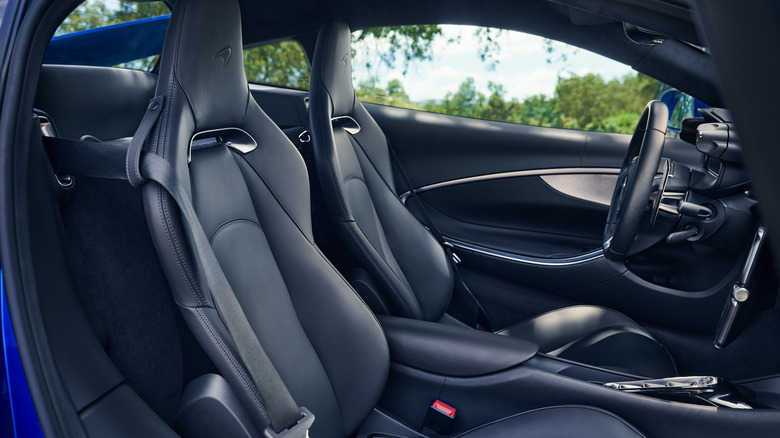 Artura seats