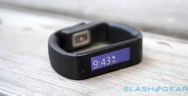 microsoft-band-review-sg-0-820x420-1-600x307-600x307