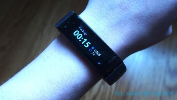 Microsoft Band Hands-On - Admirably Flexible Fitness - SlashGear