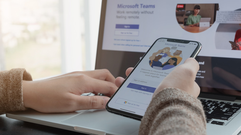 Microsoft Teams smartphone and laptop