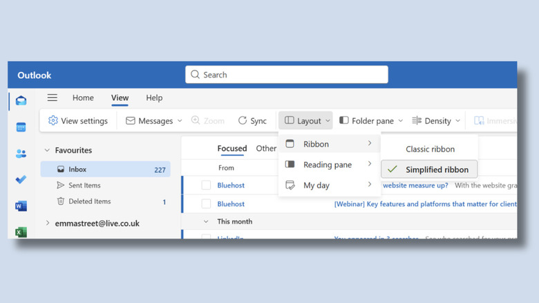 Screenshot of Microsoft Outlook showing the View settings
