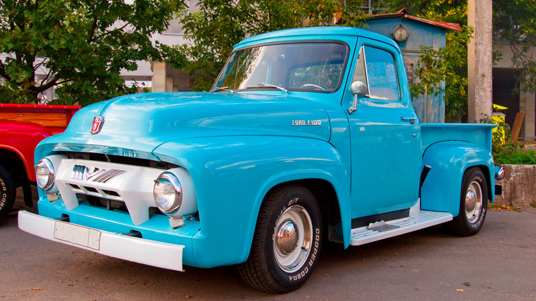 Custom 1953 Ford F-100