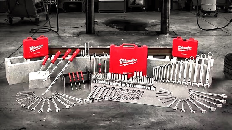 Milwaukee Tools 191-piece set displayed in full