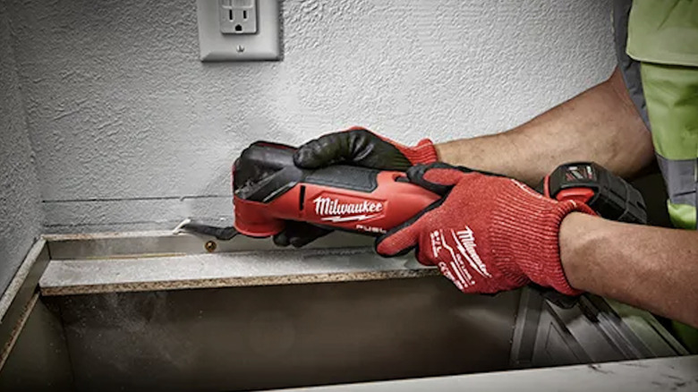 M18 Fuel Oscillating Multi-Tool