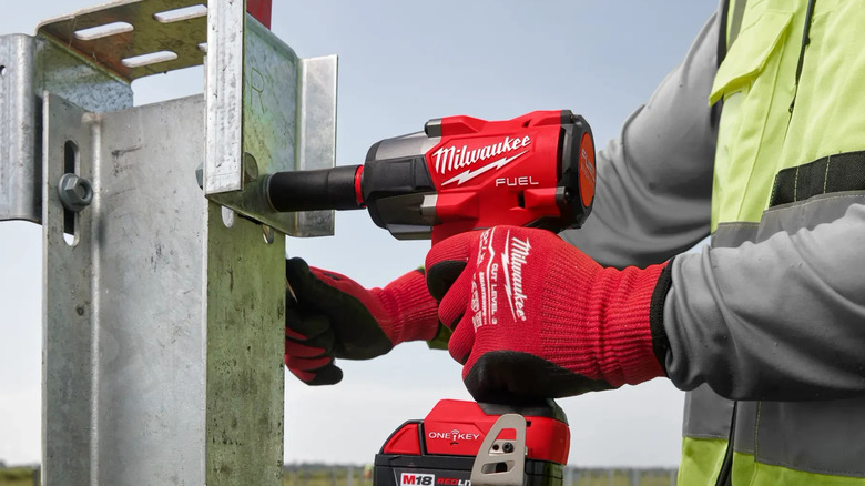 M18 Fuel impact driver