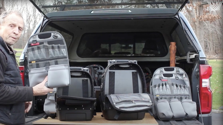 man holding panels for Vetro Pro Pac bag