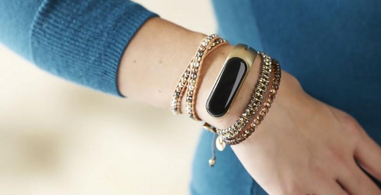 Mira A Fashionable Fitness Tracker For Women SlashGear