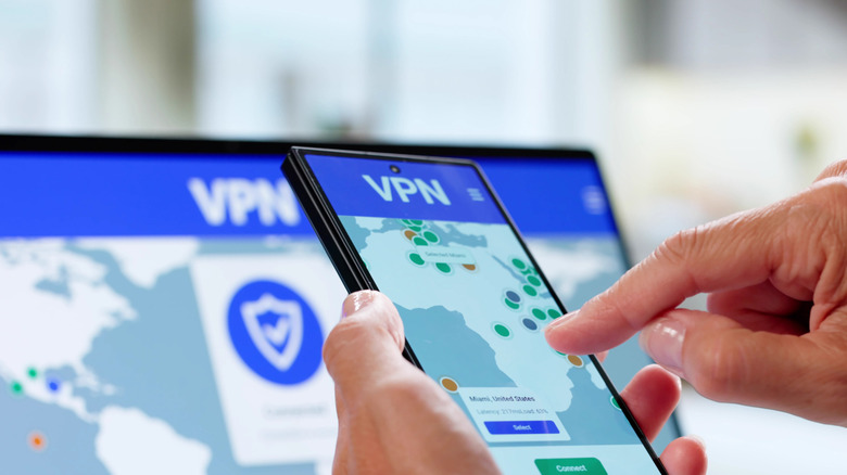 Representation of a VPN on phone and laptop.