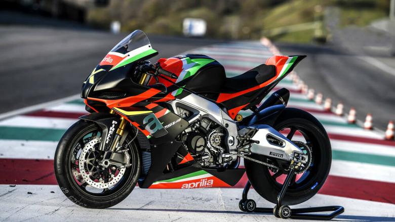 Aprilia RSV4 X