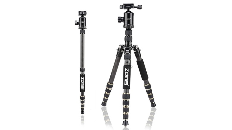Zomei Z669C  tripod open, folded and as a monopod