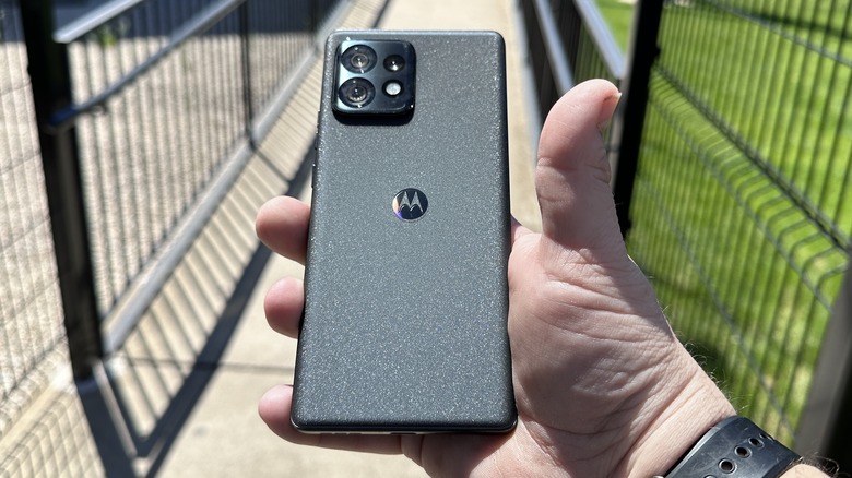 Moto Edge+