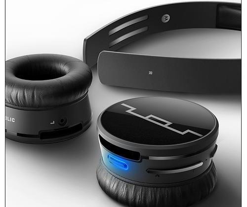 Motorola tracks air online