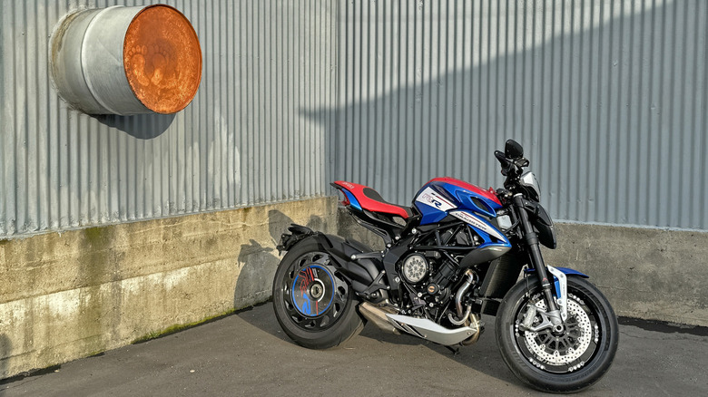 Dragster 800 rr america clearance