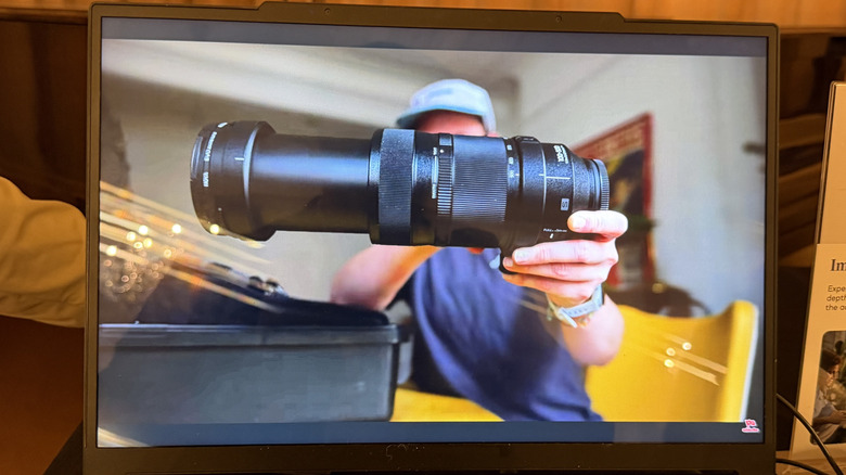 A screen showing a YouTube video in 3D via Immersity software