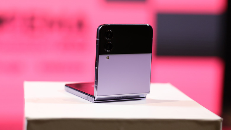 Samsung Galaxy Z Flip 4
