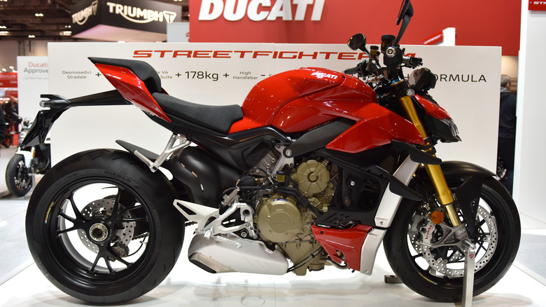 Ducati Streetfighter V4 S