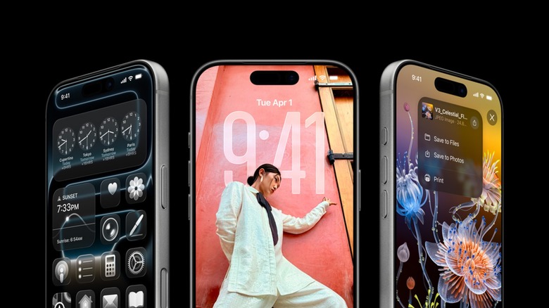 iPhone 17 Pros running iOS 26.