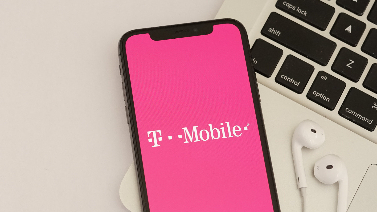 Need To Make A T-Mobile Device Protection Claim With Assurant? Here's How You Do It
