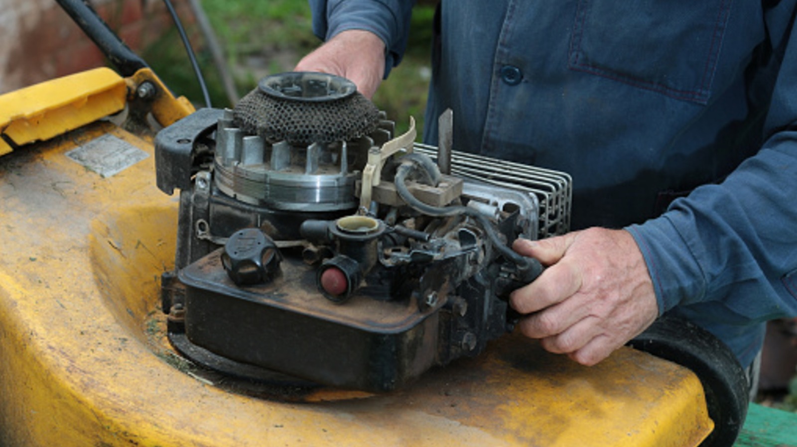 Need To Replace Your Lawn Mower Engine? Here's How Much One Might Cost