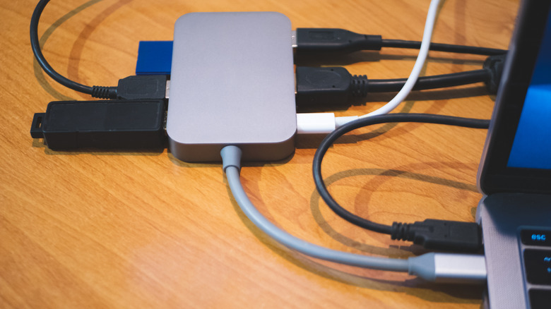 peripherals connected to a laptop via a USB hub