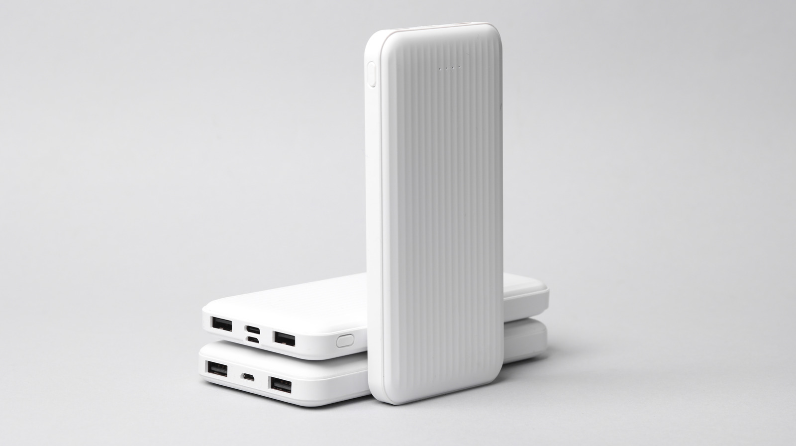 Never Plug These 5 Things Into A Power Bank