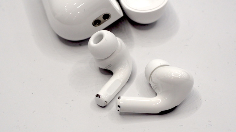 AirPods Pro 2022