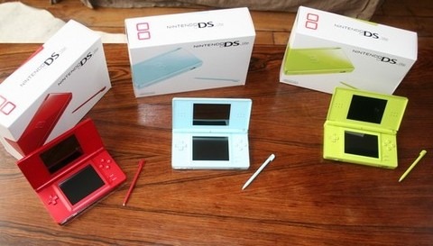Nintendo DS Lite new colors