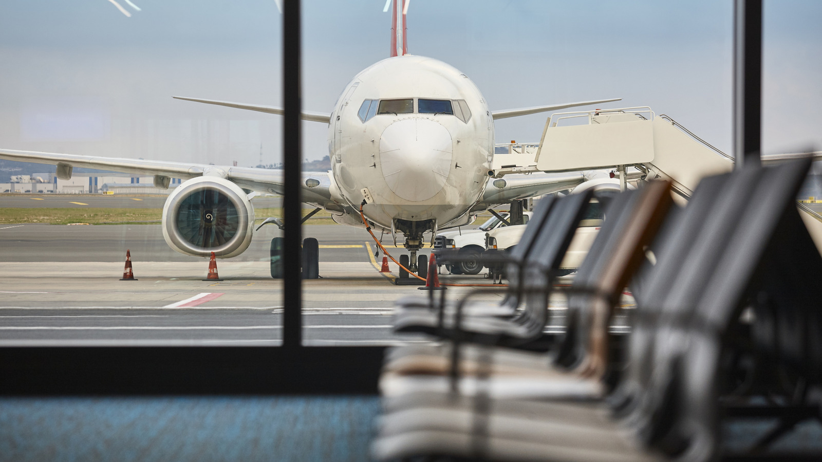 slashgear.com - Nate Williams - New Fees Hit Major Airline Flyers As Fuel Prices Continue To Rise