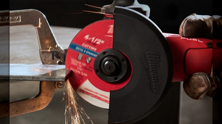 Milwaukee 6 x .045 x 7/8-inch Performance+ Metal Cut Off Wheel - Type 1 in use