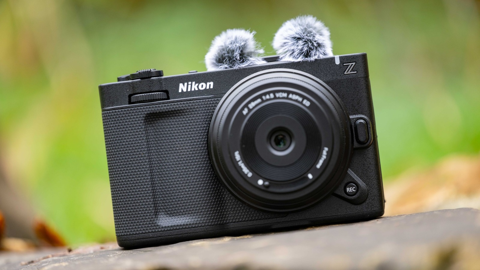 slashgear.com - Andy Zahn - Nikon Zr Review: Can RED DNA Make Hollywood Quality Affordable At Last?