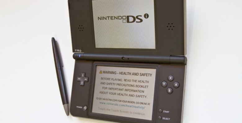 Hands on with the Nintendo DSi XL