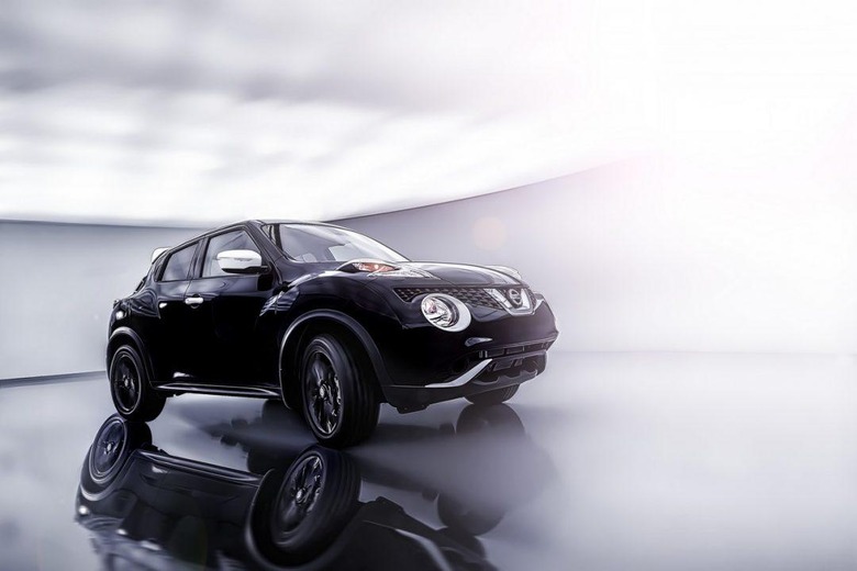 2017-nissan-juke-black-pearl-1-copy