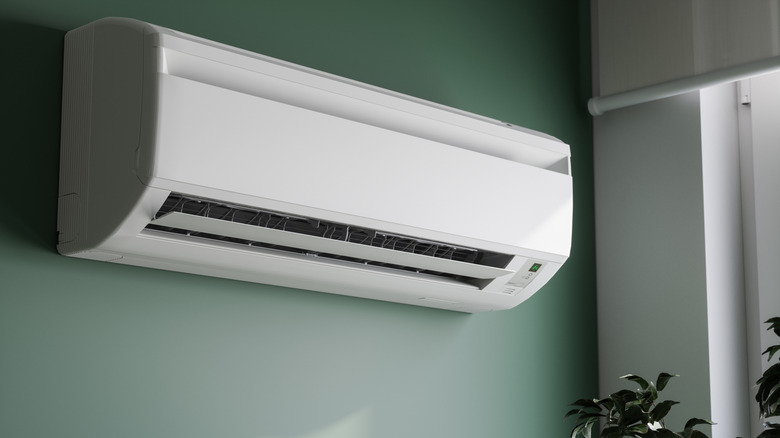 Modern Wall-Mounted Air Conditione